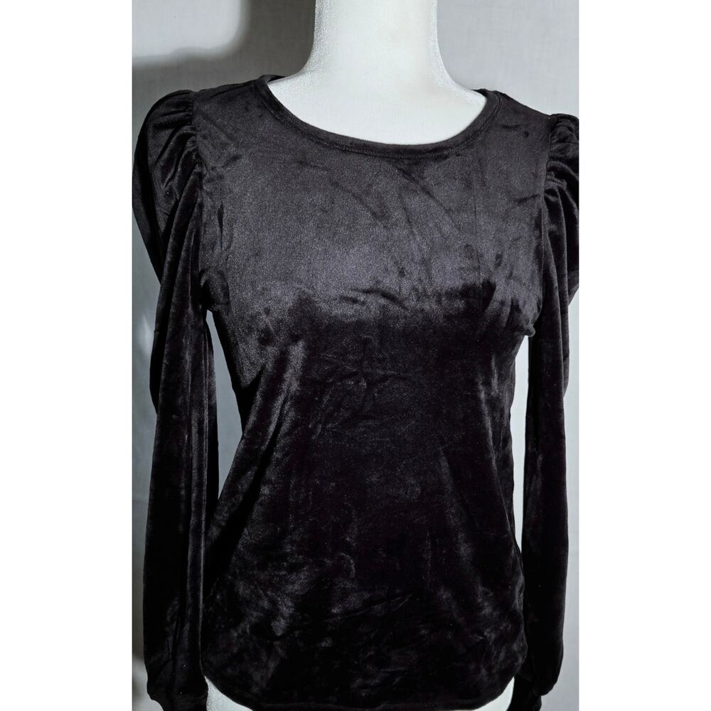 Black Crushed Velvet Dark Romantic Top Long Sleeved Shirt Vintage 90's Y2K Small